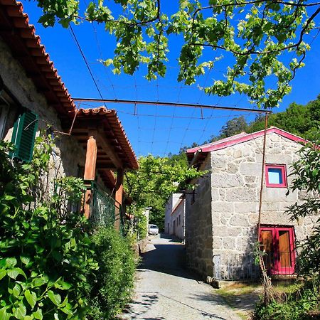 비에이라도미노 Aldeia Turistica De Louredo 게스트하우스 외부 사진