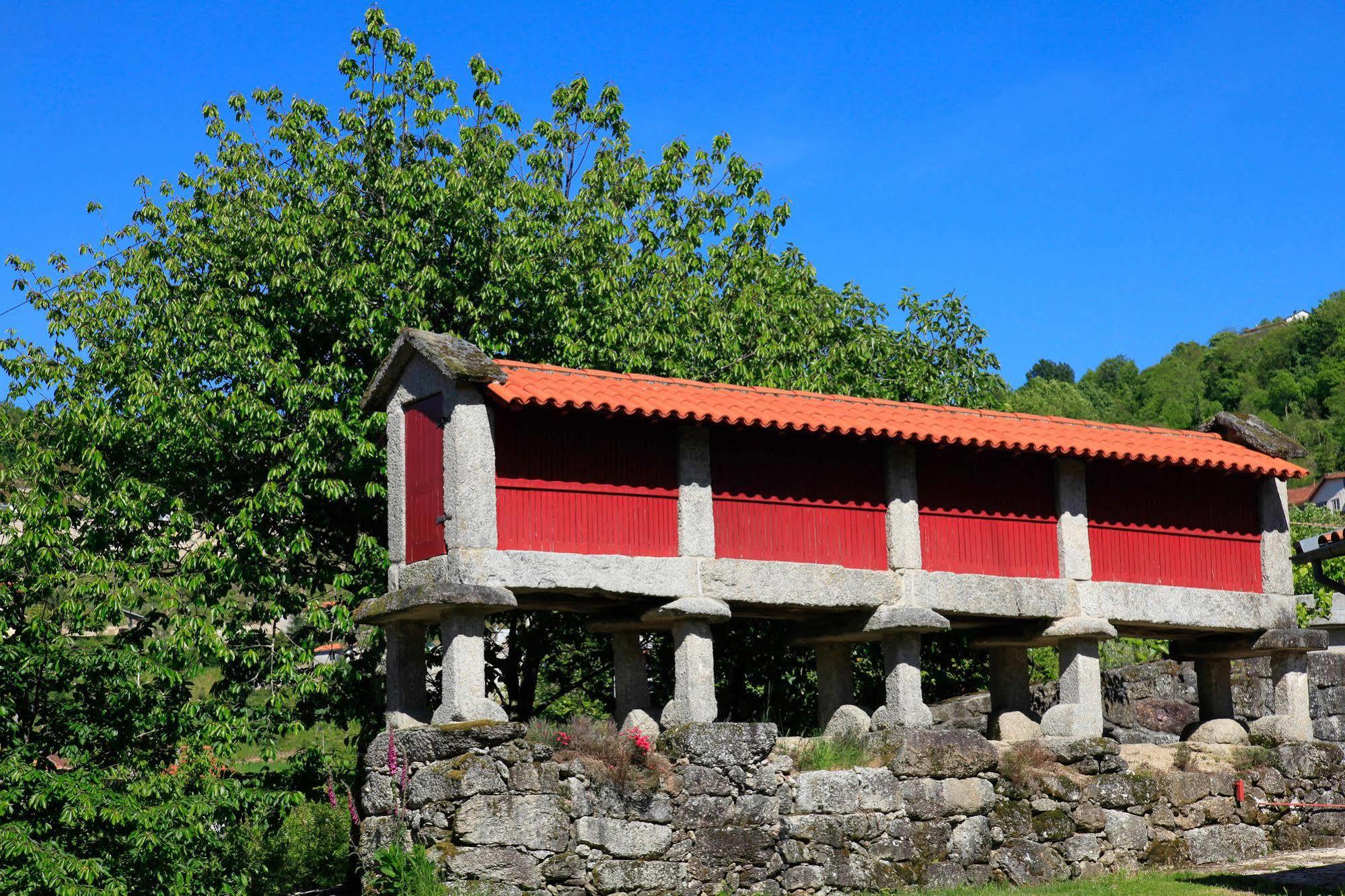 비에이라도미노 Aldeia Turistica De Louredo 게스트하우스 외부 사진